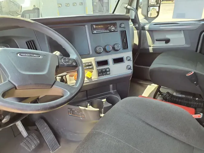 2019 FREIGHTLINER NEW CASCADIA PX12664