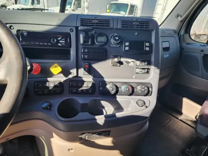 2019 FREIGHTLINER/MERCEDES CASCADIA 125