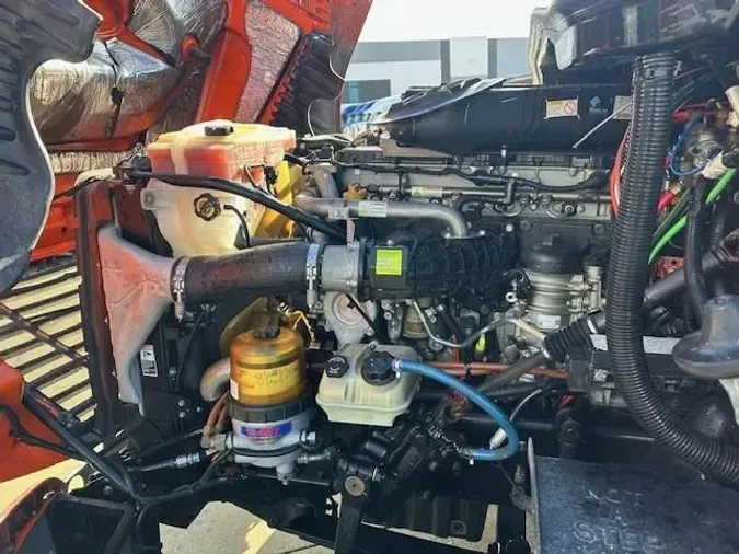 2018 Freightliner Cascadiacbeefa06666721f9e266959ba6113669