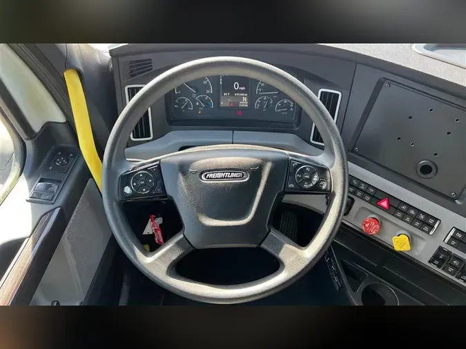 2021 FREIGHTLINER CA126