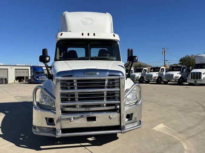 2015 Freightliner Cascadia