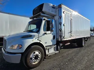 2017 FREIGHTLINER/MERCEDES M2 106