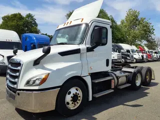 2019 FREIGHTLINER NEW CASCADIA PX12664