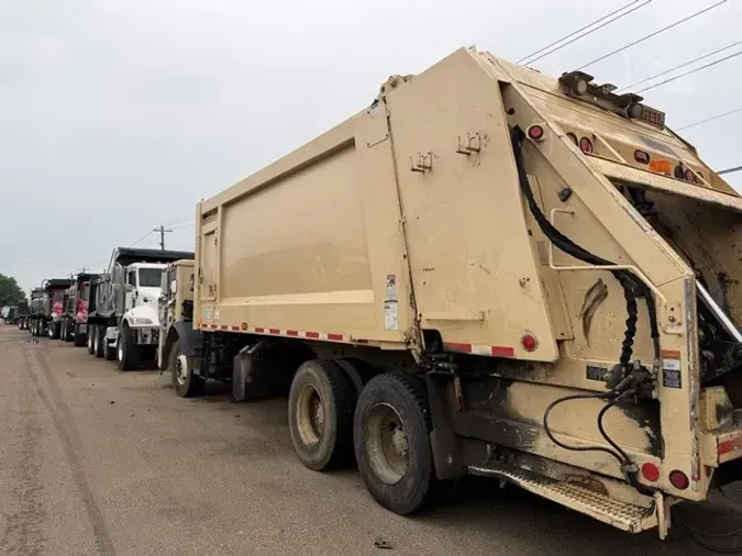2012 MACK LEU613cbf75cfaf022b75b22fc05bb56f8bc46