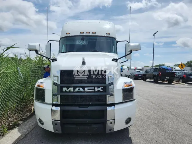 2019 MACK ANTHEM AN64T