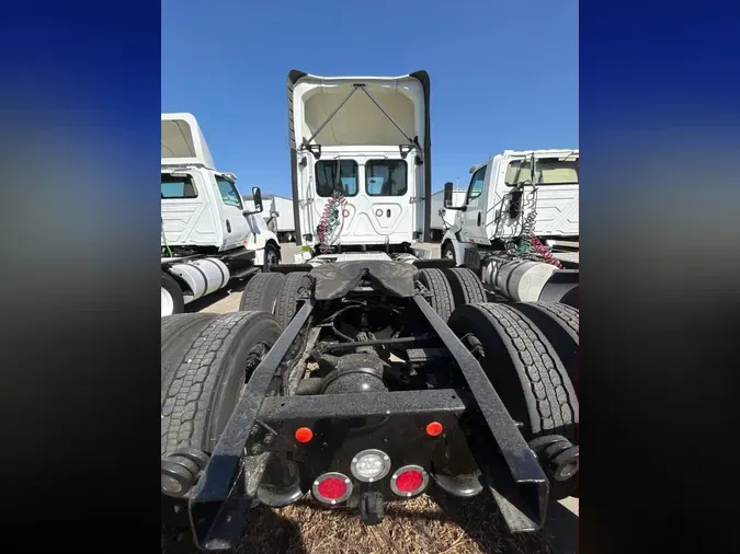 2019 FREIGHTLINER CASCADIA 125