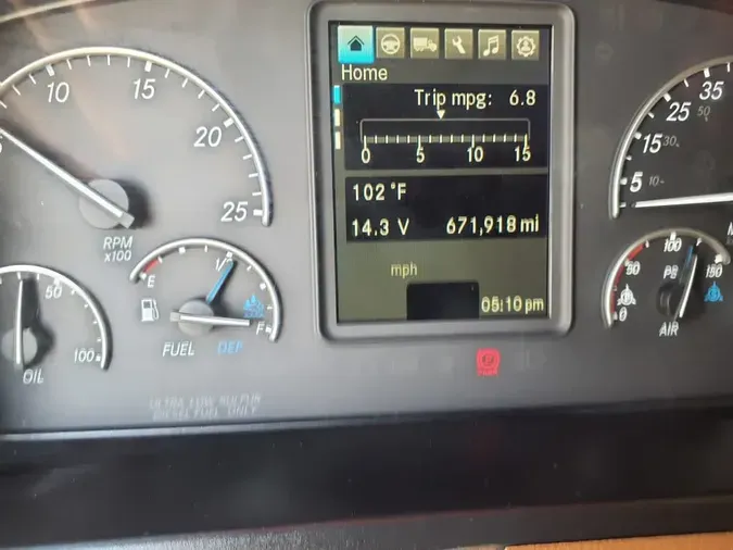 2020 FREIGHTLINER PT126064ST