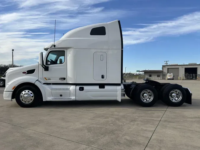 2022 Peterbilt 579