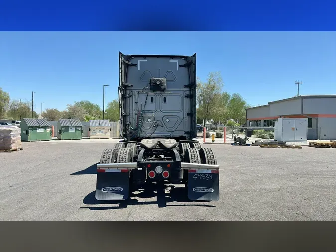 2023 Freightliner Cascadia 126cbff7eb87bc8d00b644c4b6aa029d348