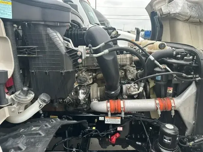 2024 Freightliner Cascadia