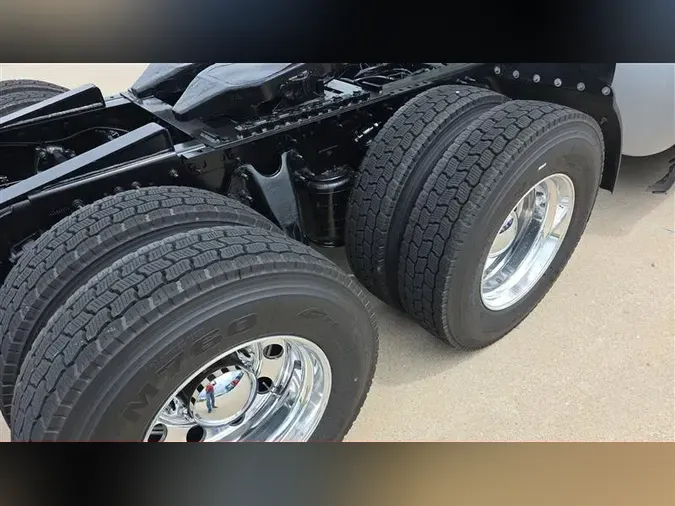 2022 INTERNATIONAL LT625