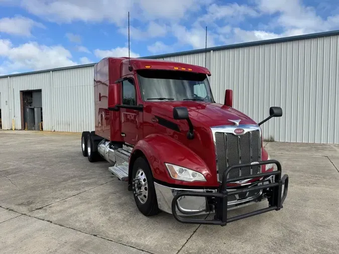 2022 Peterbilt 579