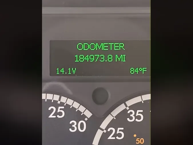 2018 FREIGHTLINER M2 106