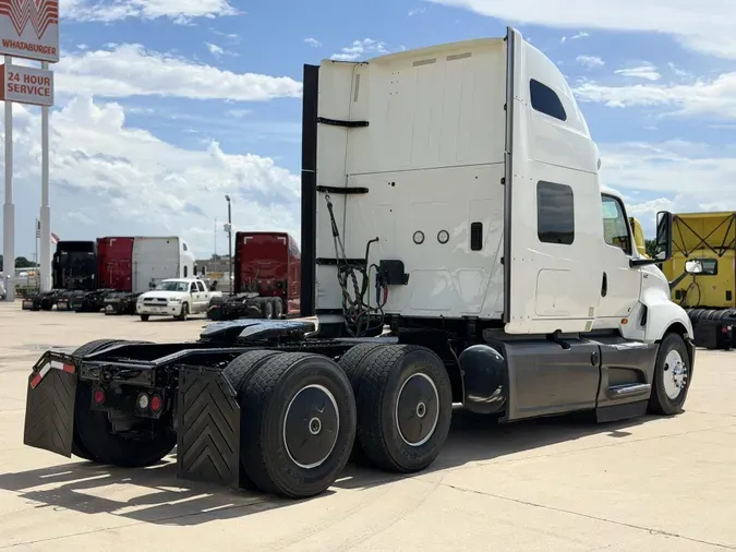 2023 International LT625