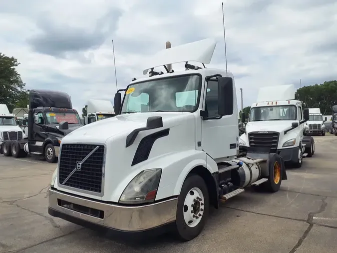 2016 VOLVO VNL42TRACTORcc0e4ad9136d3a2d7c9693259c8de9e5