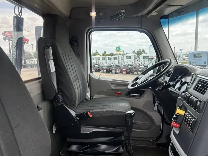 2020 Peterbilt 567