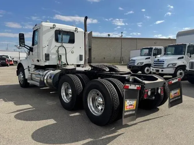 2019 Peterbilt 567cc12de4ab3d6114275d0326f1c01c404