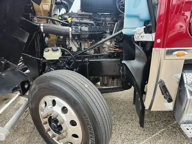 2018 FREIGHTLINER Coronado SD122