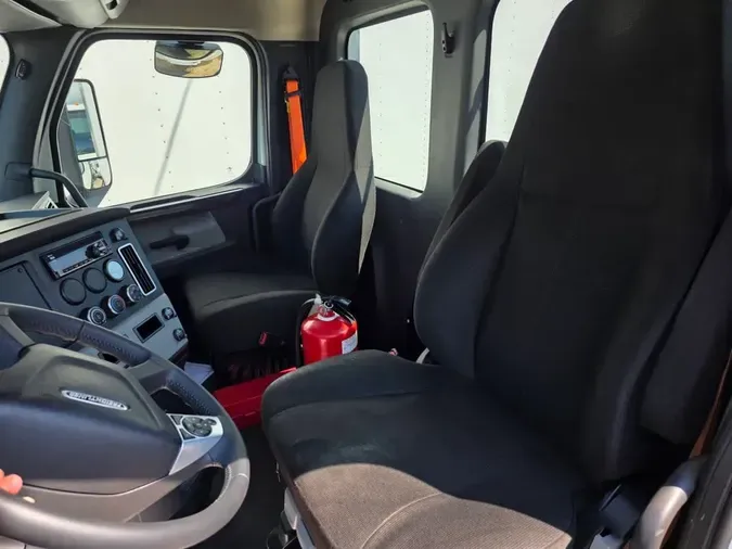 2019 FREIGHTLINER NEW CASCADIA 126