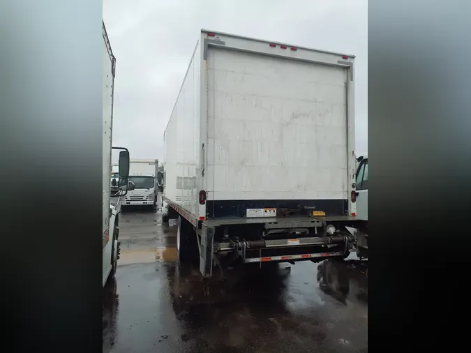 2018 FREIGHTLINER/MERCEDES M2 106