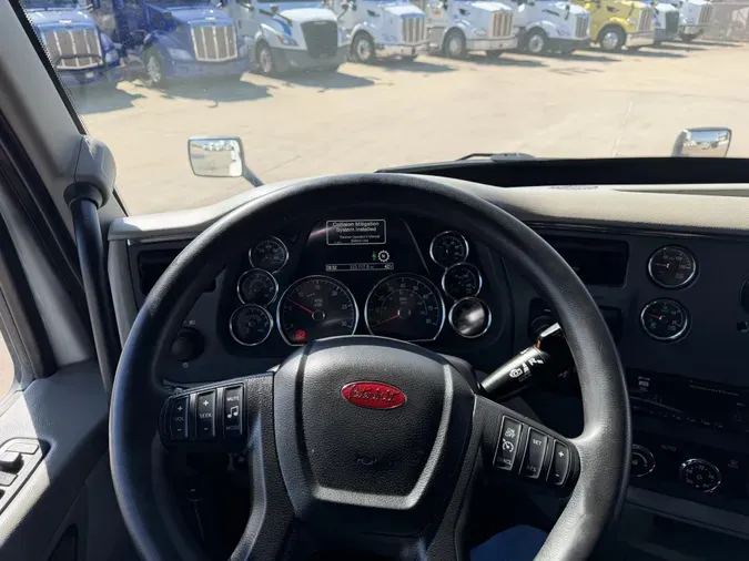 2021 Peterbilt 579
