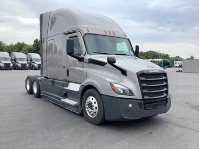 2023 Freightliner Cascadiacc18de87f8553424f31dd600845d2c0e