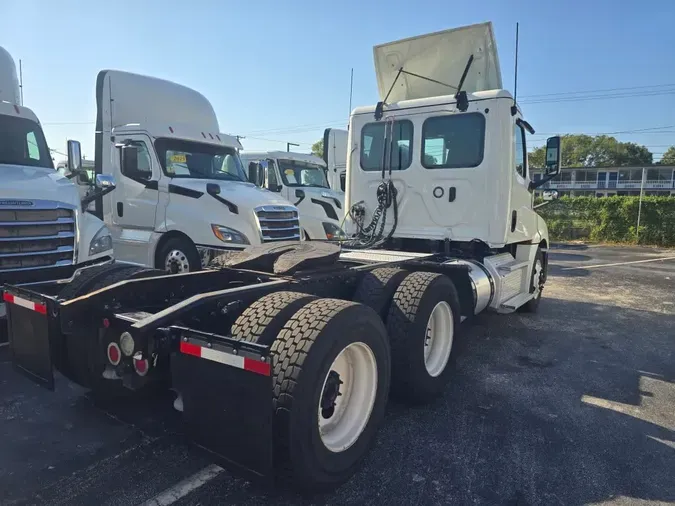 2020 FREIGHTLINER NEW CASCADIA PX12664