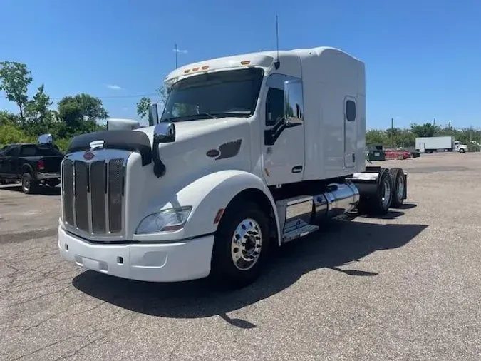 2021 Peterbilt 579