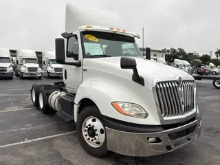 2019 NAVISTAR INTERNATIONAL LT625 DAYCAB T/A