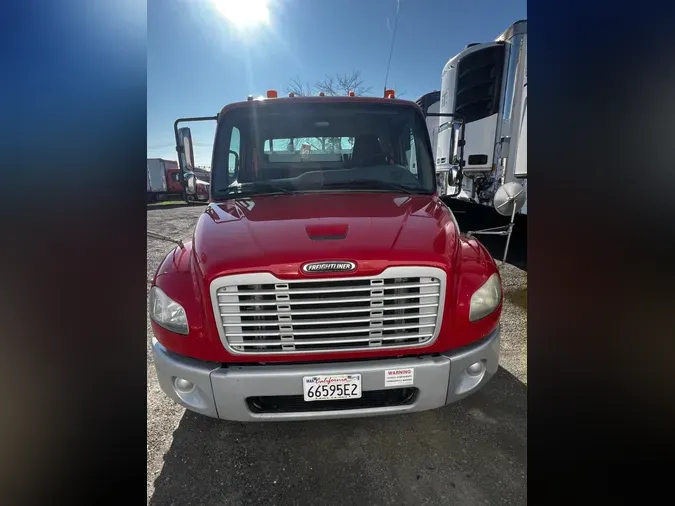 2018 FREIGHTLINER/MERCEDES M2 106