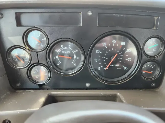 2001 STERLING LT9500