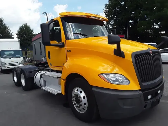 2020 NAVISTAR INTERNATIONAL LT625 DAYCAB T/A