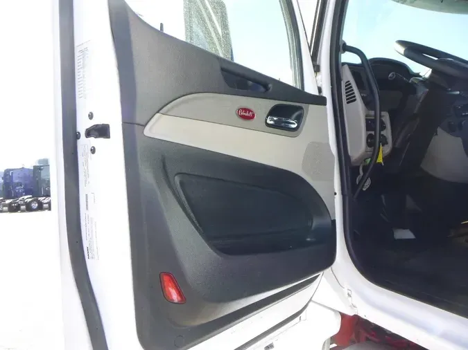 2023 Peterbilt 567