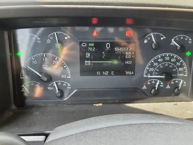 2019 VOLVO VNL64T-760