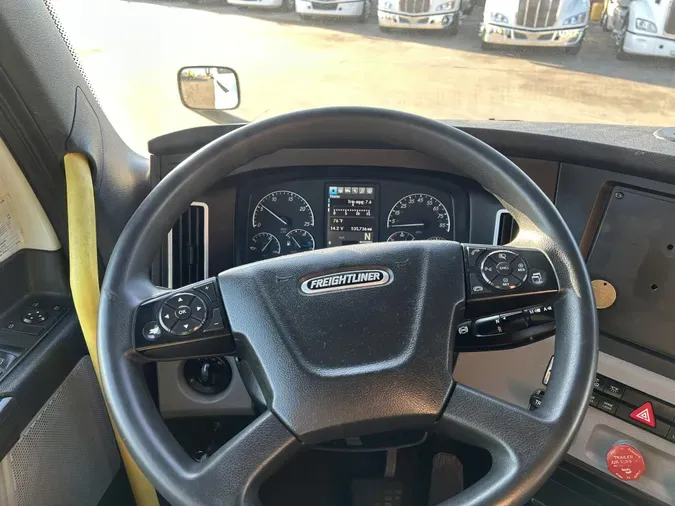 2021 Freightliner Cascadia
