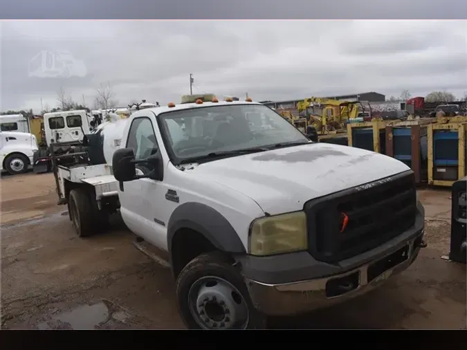 2005 FORD F550