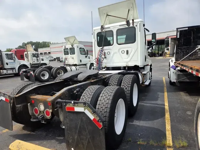 2018 FREIGHTLINER NEW CASCADIA PX12664