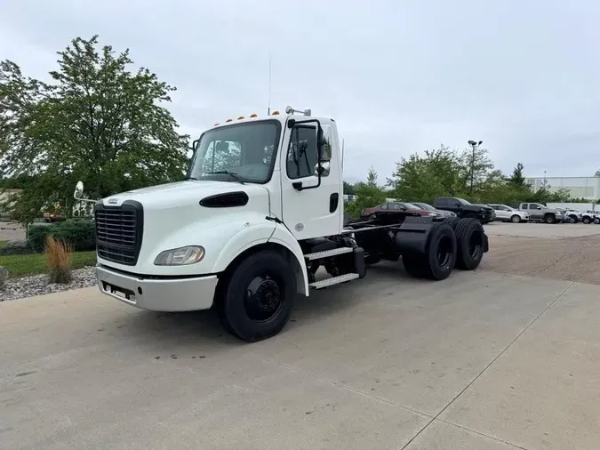 2021 Freightliner Business Class M2 112cc34a788a9f35851656533d9b5ff349d