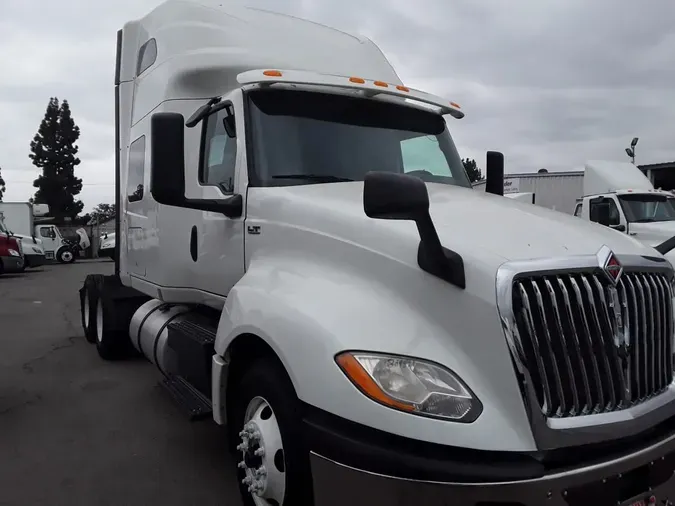 2019 NAVISTAR INTERNATIONAL LT625 SLPR CAB
