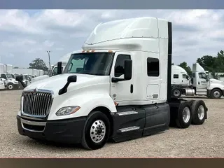 2022 INT LT625 6x4