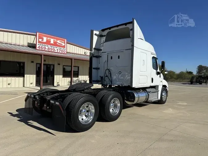 2018 FREIGHTLINER CASCADIA 125