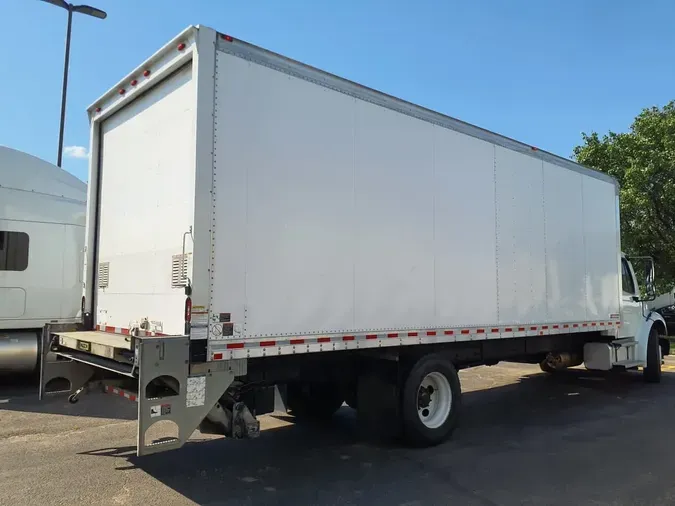 2018 FREIGHTLINER M2 106