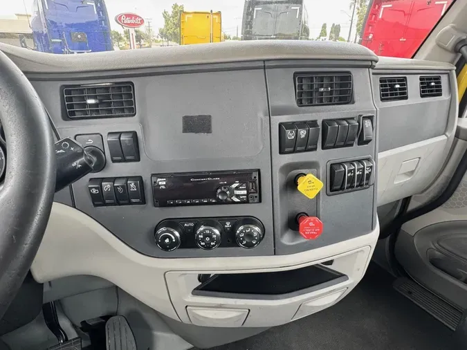2021 Peterbilt 579