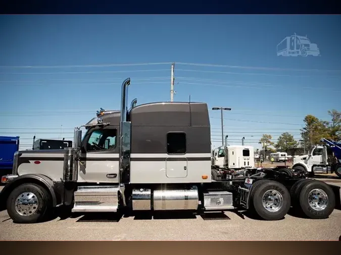 2026 PETERBILT 589