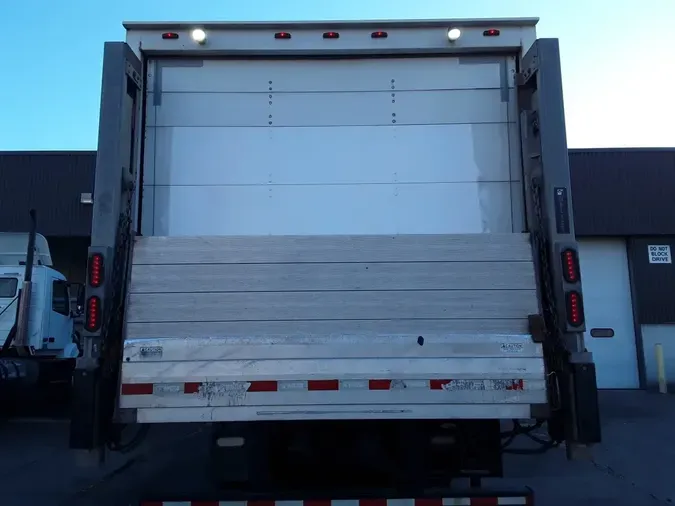 2020 FREIGHTLINER/MERCEDES M2 106