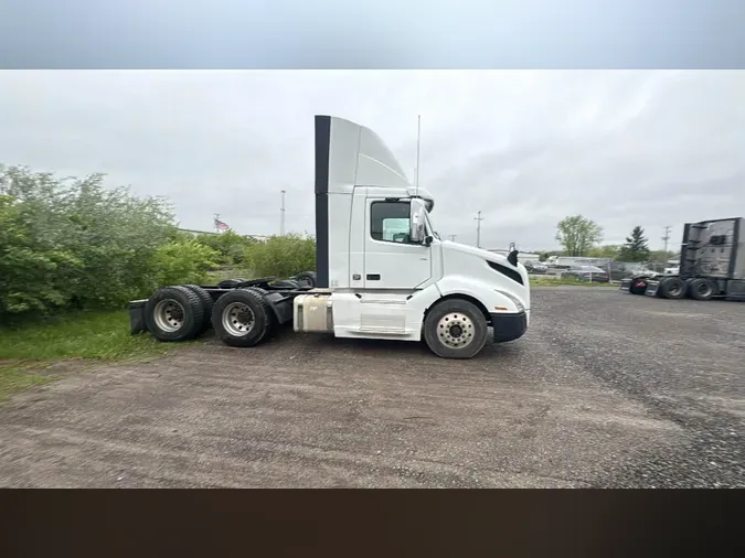 2019 Volvo VNL300