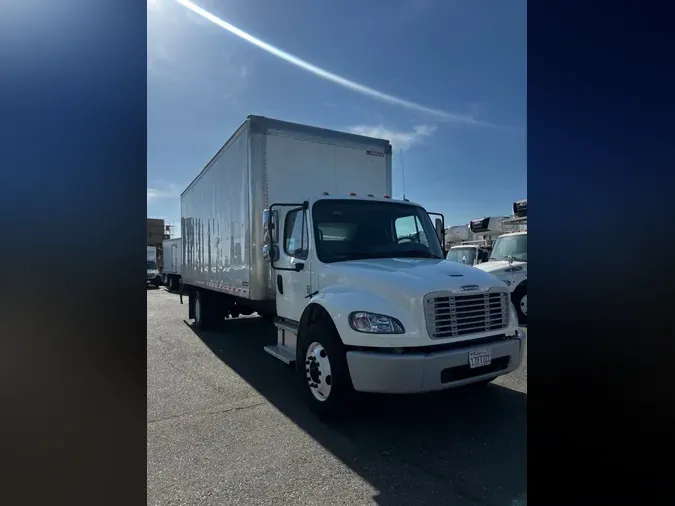 2021 FREIGHTLINER M2 106