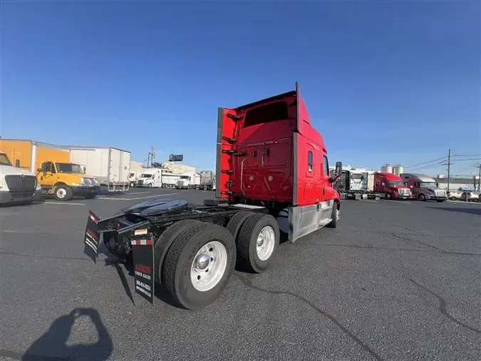 2018 FREIGHTLINER CASCADIA EVOLUTION