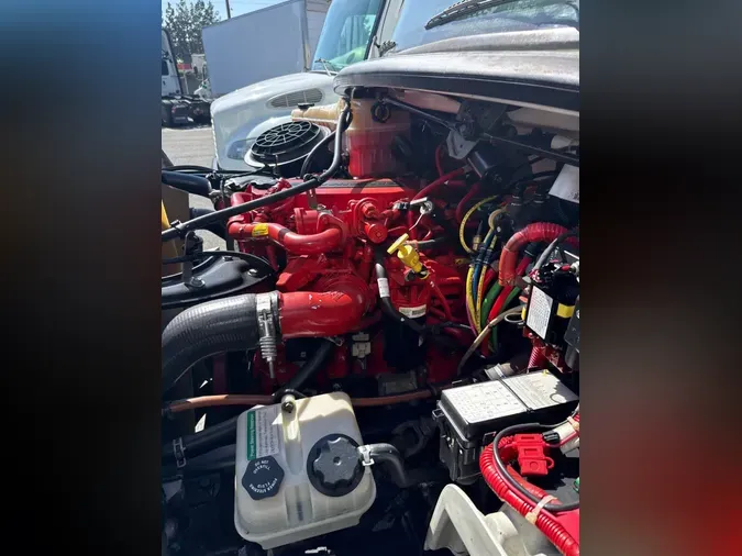 2018 FREIGHTLINER/MERCEDES M2 106cc4db0e5338e4221b35d9f217888530c