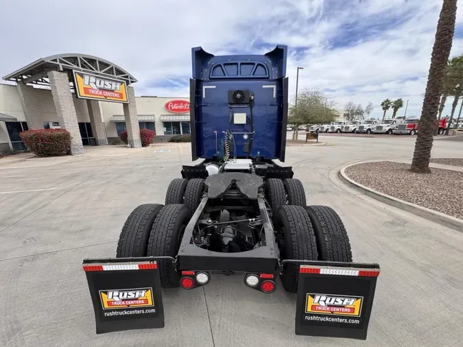 2020 Peterbilt 579cc4e5e6e7356d815b6de9d47af72be74